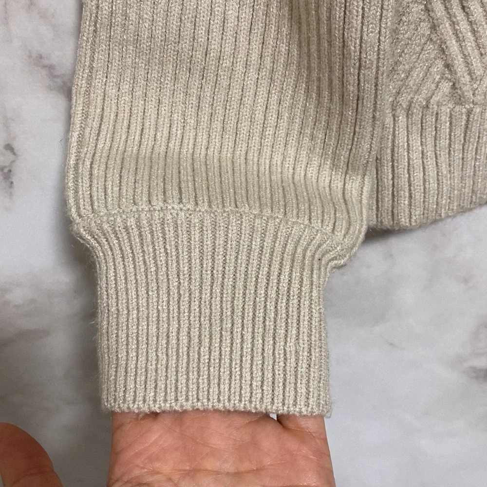 Light Brown / Cream Diamond Pattern Balloon Sleeve Sweater - Picture 5 of 7